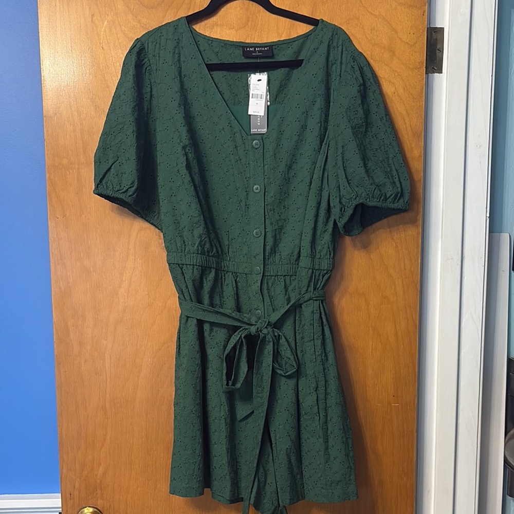 Lane Bryant Green Puff Sleeve Tie Waist Eyelit Romper 18